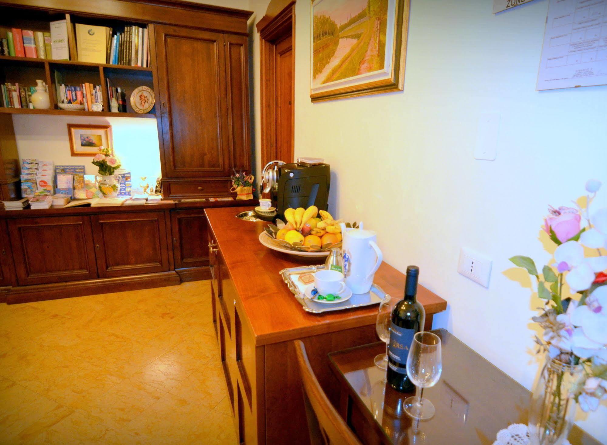 Hotel Cimabue 9 Firenze Esterno foto